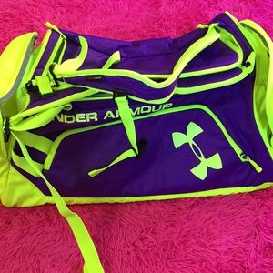 Under armour good condition New!